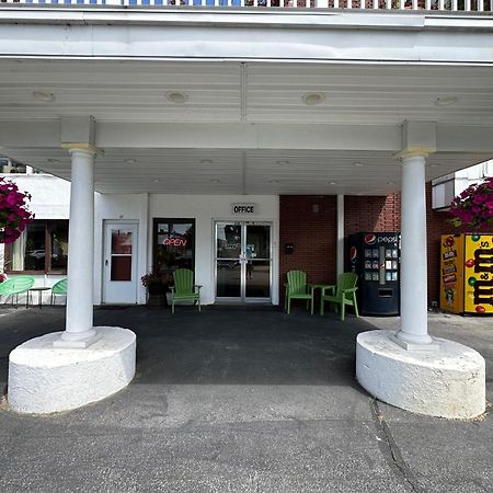 O'Sullivan'S Motel Озеро Джордж Экстерьер фото